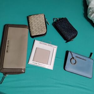 Michael Kors Wallet and Accessories Set
